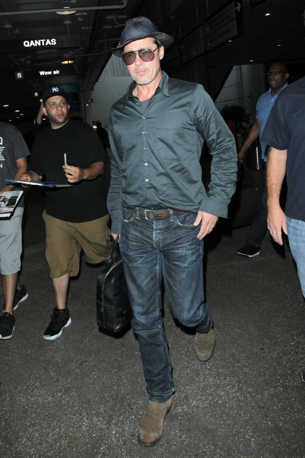 Brad Pitt na czerwonym dywanie