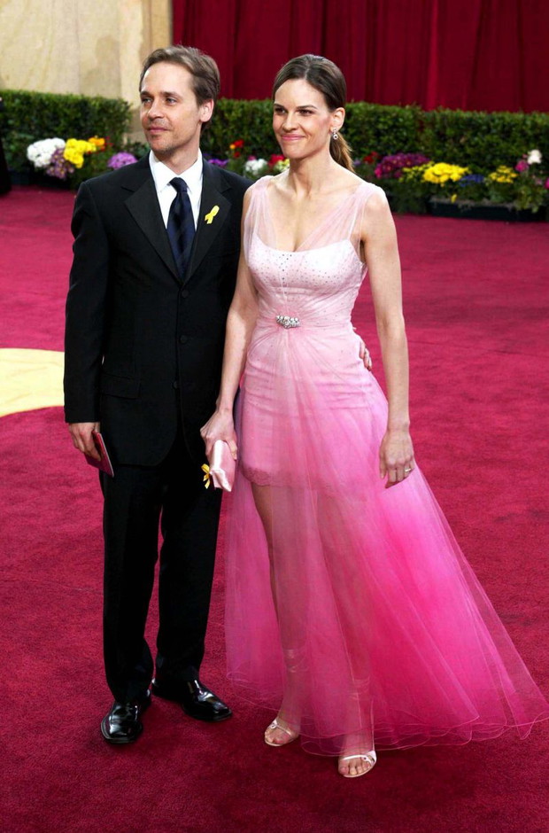 Oscarowe wpadki: Hilary Swank - rok 2003