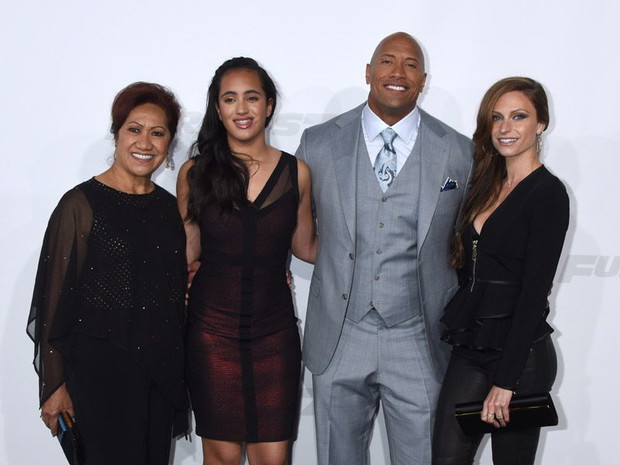 Ata Johnson, Dwayne Johnson, Simone Johnson, Lauren Hashian