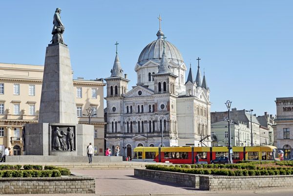 Łódzkie: 3527 zł