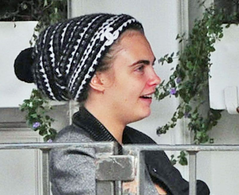 Cara Delevingne na rodzinnym obiedzie