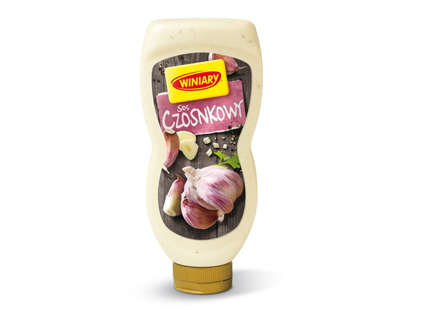 Sos czosnkowy WINIARY w butelce - cena ok. 5.40 zł