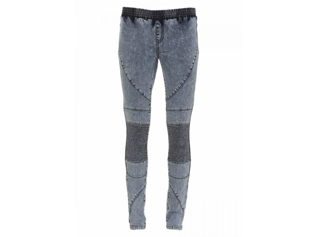 topshoppp275c1bdb-1005-4db6-71a804a