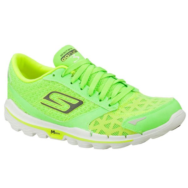 Neonowe buty Skechers, cena ok. 379 zł