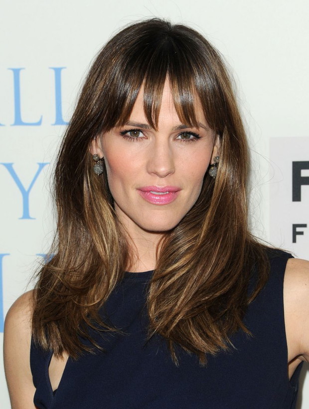 Fryzura z grzywką - Jennifer Garner