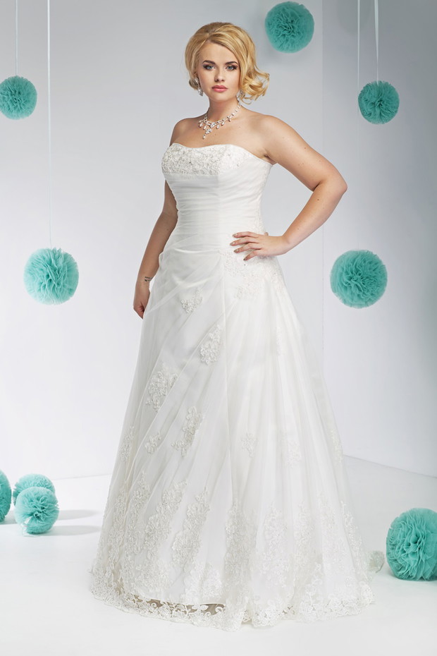 suknia ślubna Annais Bridal z haftem