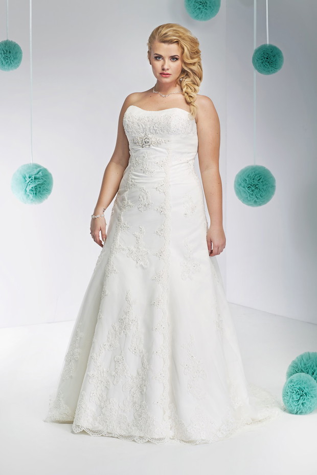 suknia ślubna Annais Bridal z haftem