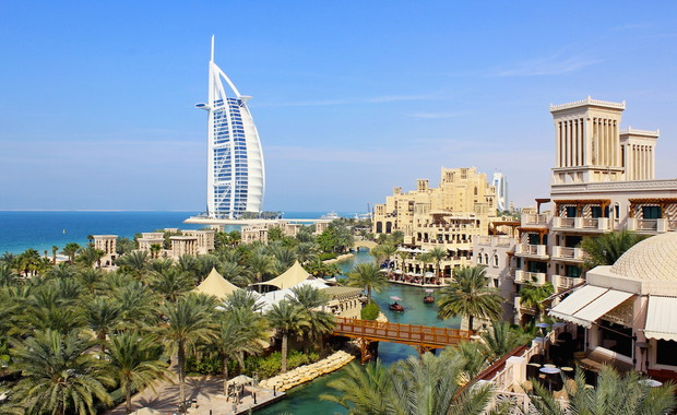 dubajAdobeStock199030966-1-05eddc5