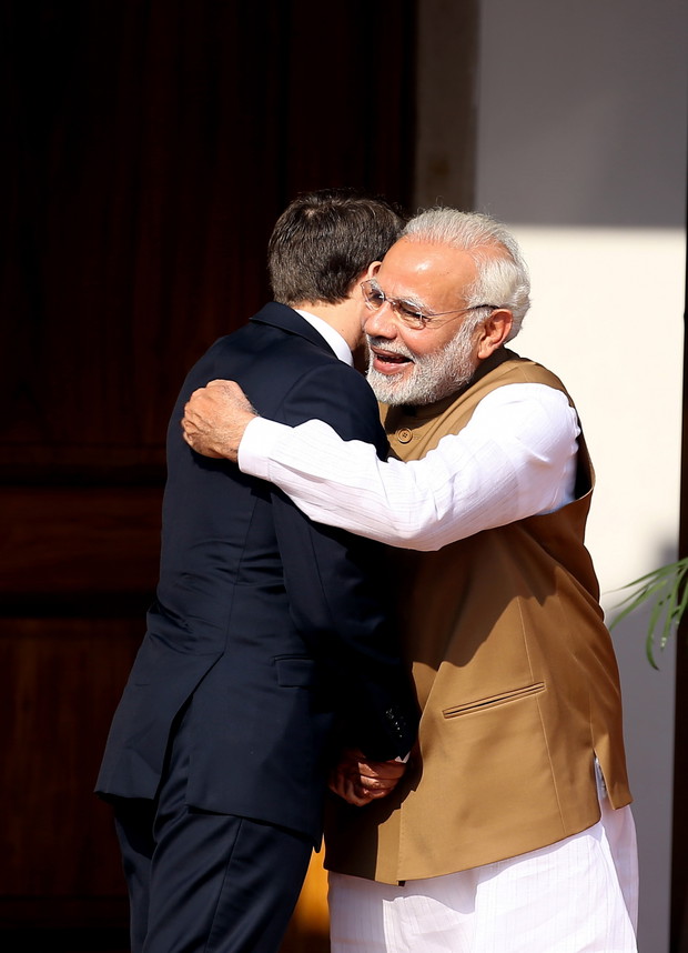 All-ONS1063326540-NarendraModiEmmanuelMacron-02311a5