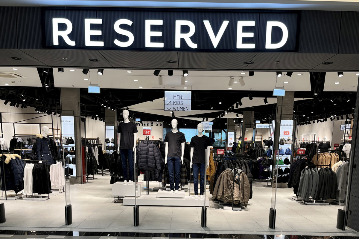 Reserved przesadziło. Mają sweter z wełną i moherem w hitowym fasonie
