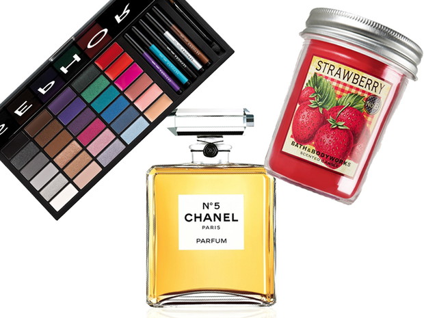 Paleta do makijażu Sephora, Perfumy Chanel No. 5, Świeca o zapachu truskawek Bath & Body Works