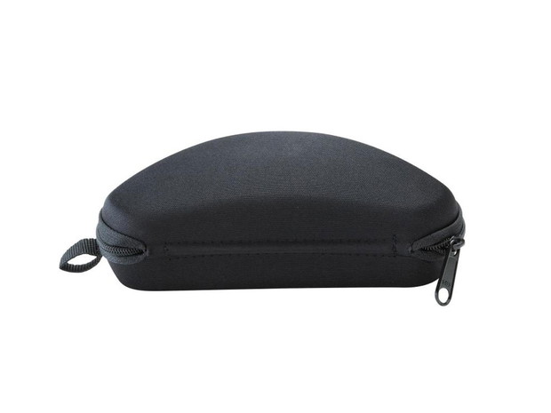 Etui na okulary sportowe, Decathlon, 19,99 zł