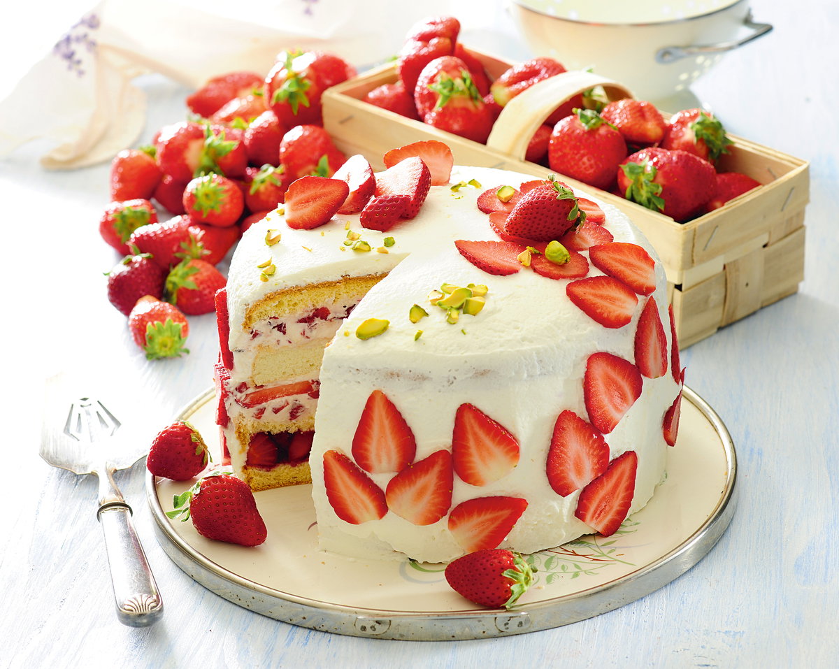 Tort z mascarpone i galaretką