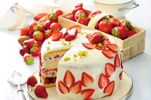 Tort z mascarpone i galaretką