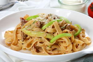 tagliatelle z cukinią przepis, przepis na makaron z cukinią, przepis na tagliatelle z cukinią