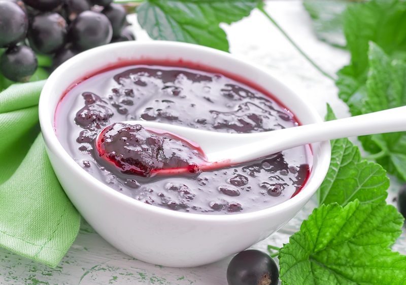dżem z czarnych porzeczek i wiśni przepis, przepis na dżem z wiśni i czarnych porzeczek, nietypowy dżem z czarnej porzeczki