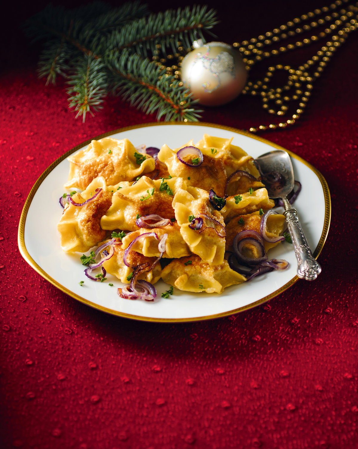 Pierogi z kapustą  i grzybami