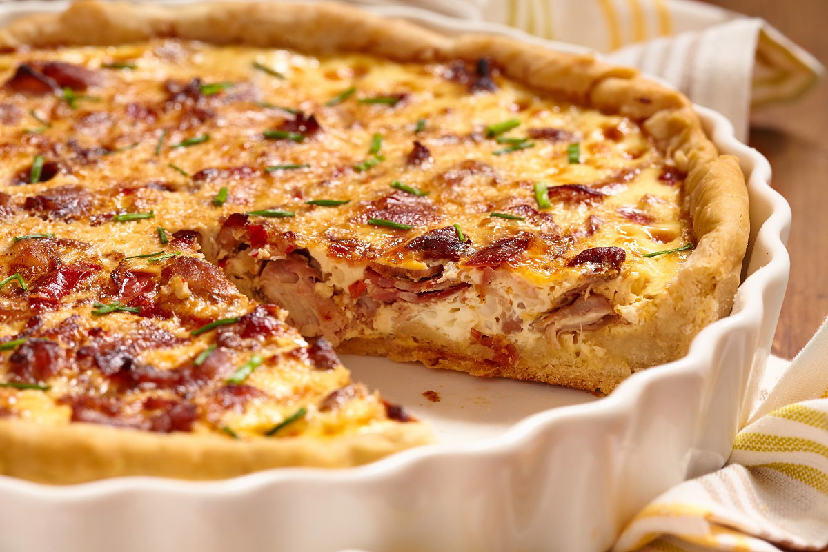 Tarta z pomidorami i kurczakiem