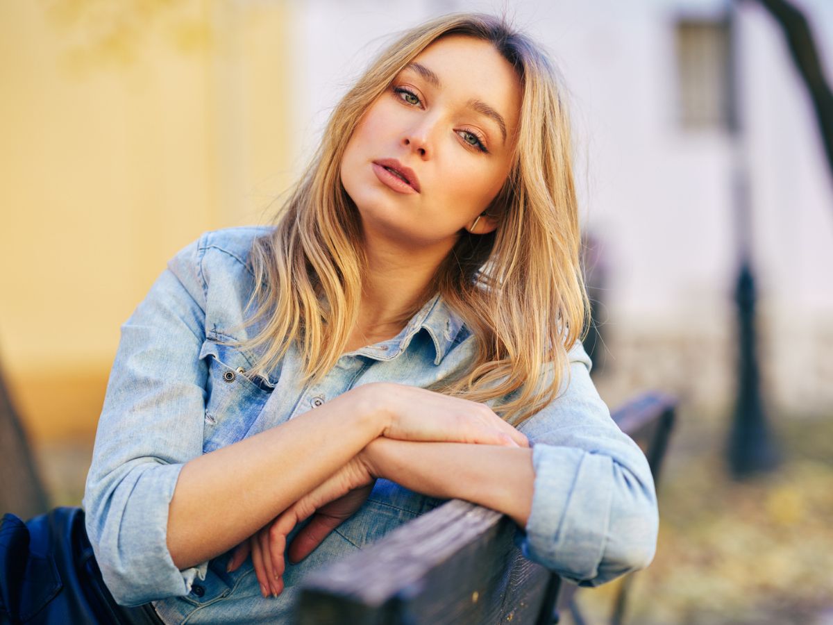 Blondynka na wsi