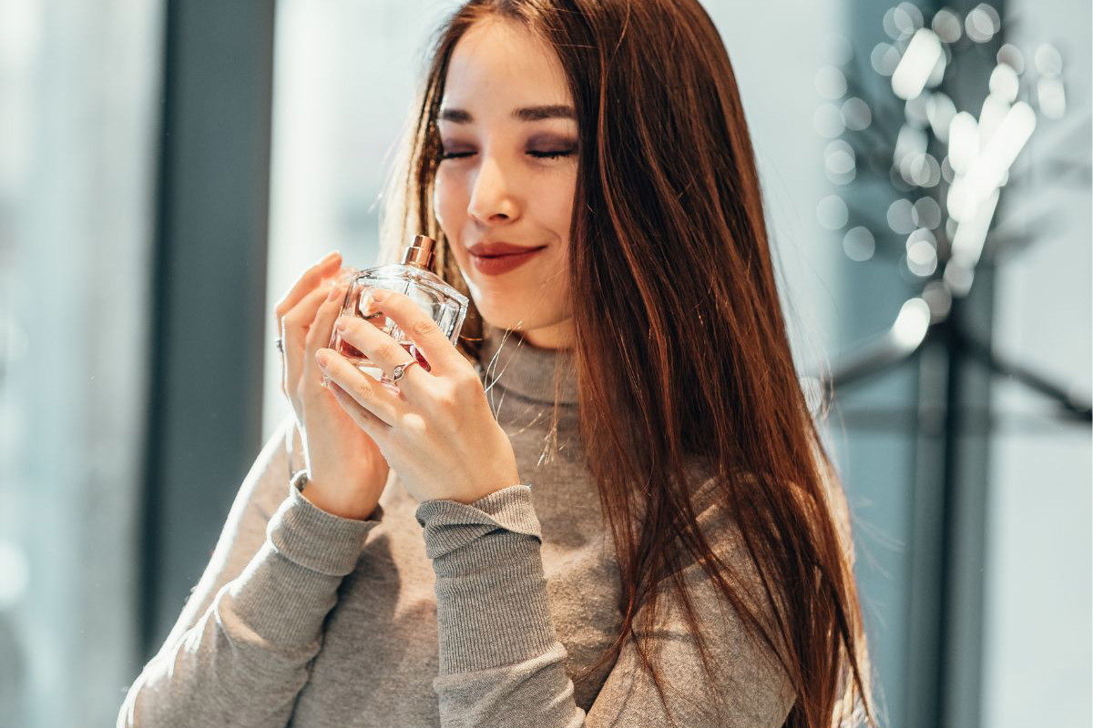 perfumy z nutami szafranu i bergamotki