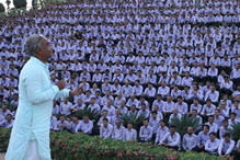 Savij Dholakia