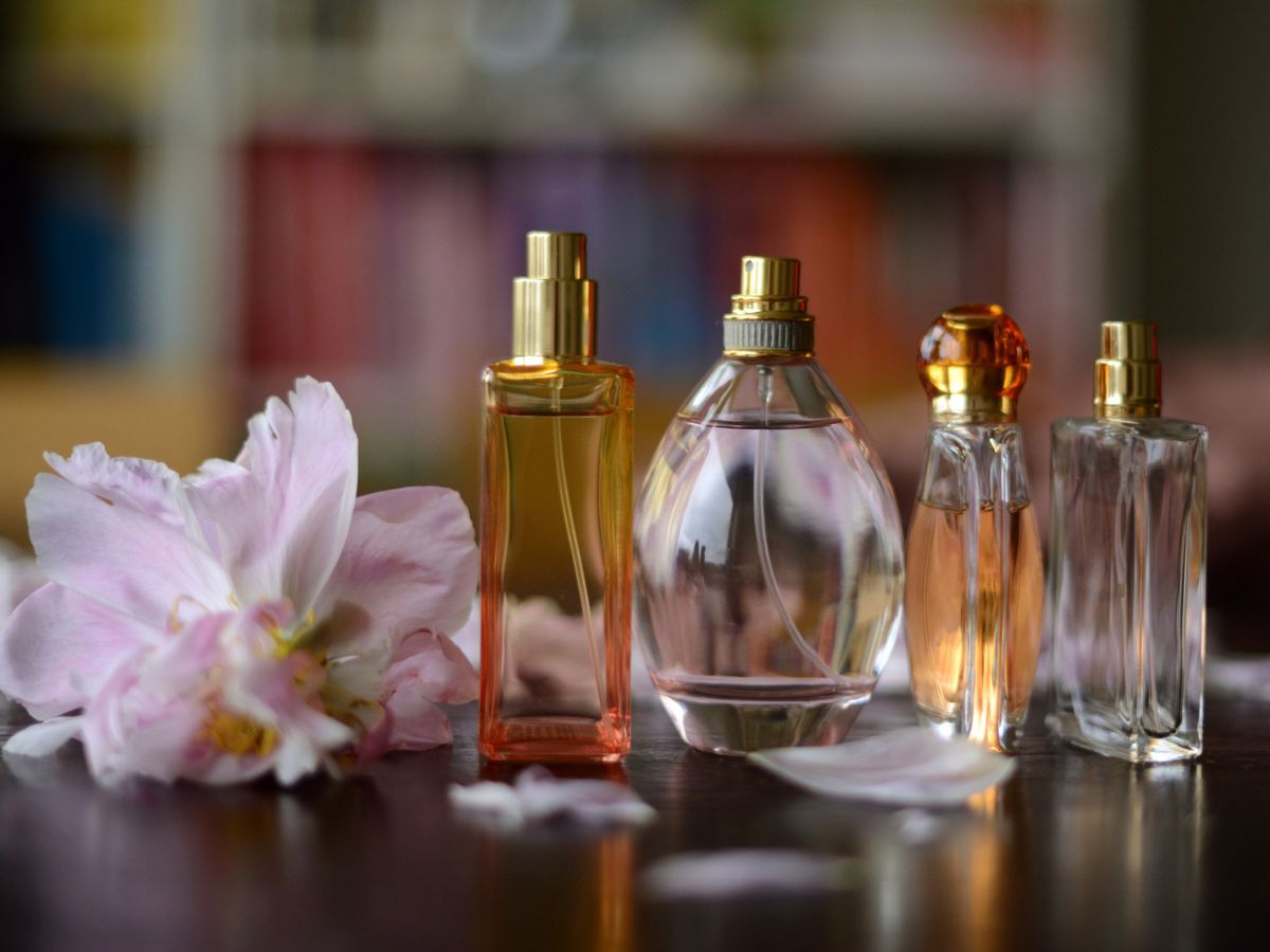 perfumy o zapachu irysa