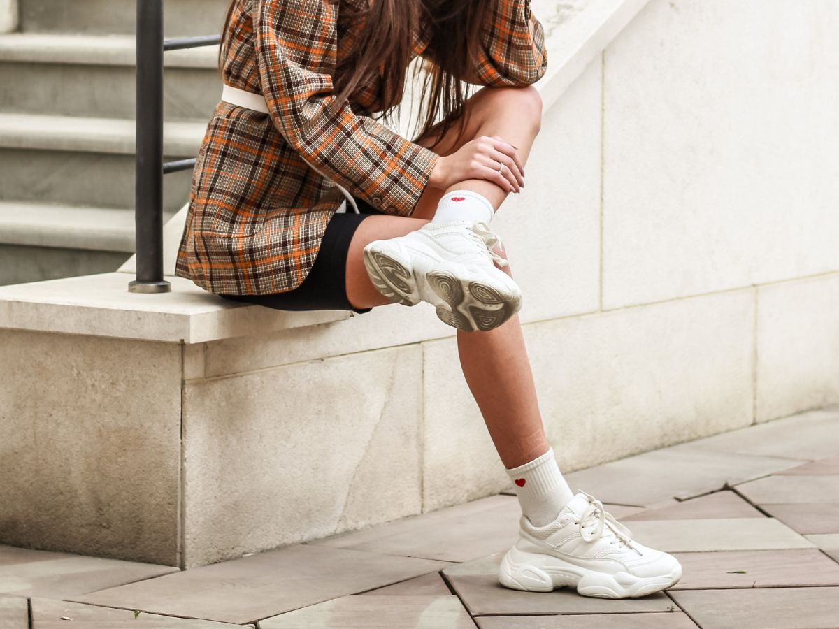 sneakersy wiosna 2025