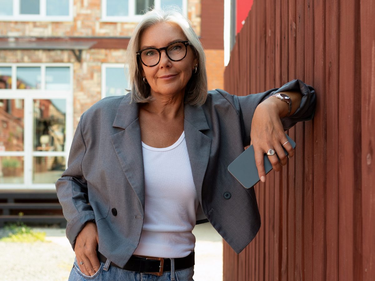pewna siebie kobieta