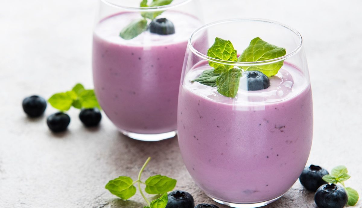 Białkowe smoothie z lawendą