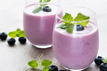 Białkowe smoothie z lawendą