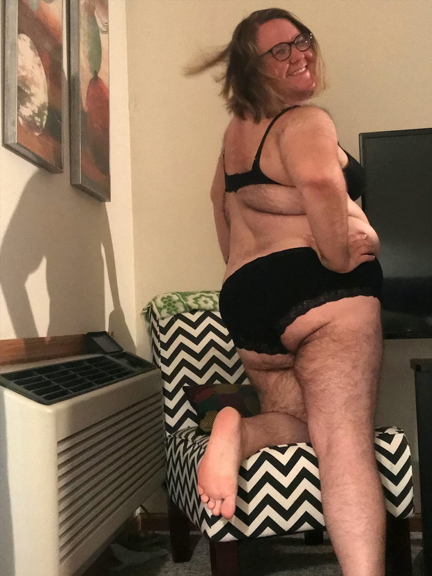 happy-and-hairy-106098-3b3f666