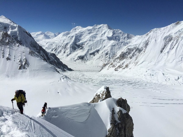w-drodze-na-gasherbrum-ii1-jpg-2332136-1cdb776