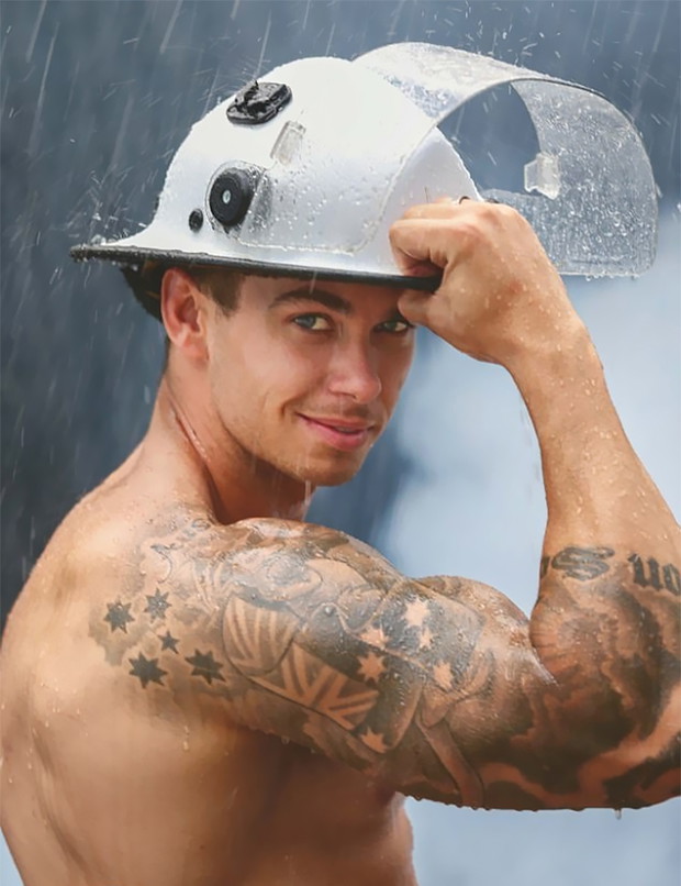 hot-calendar-shoot-firefighters-australia-3-59df0f57bbe4a700-5dd7ca2