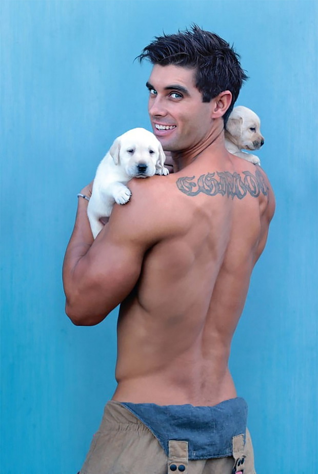 hot-calendar-shoot-firefighters-australia-5-59df0f5ce9cd8700-15b2cba