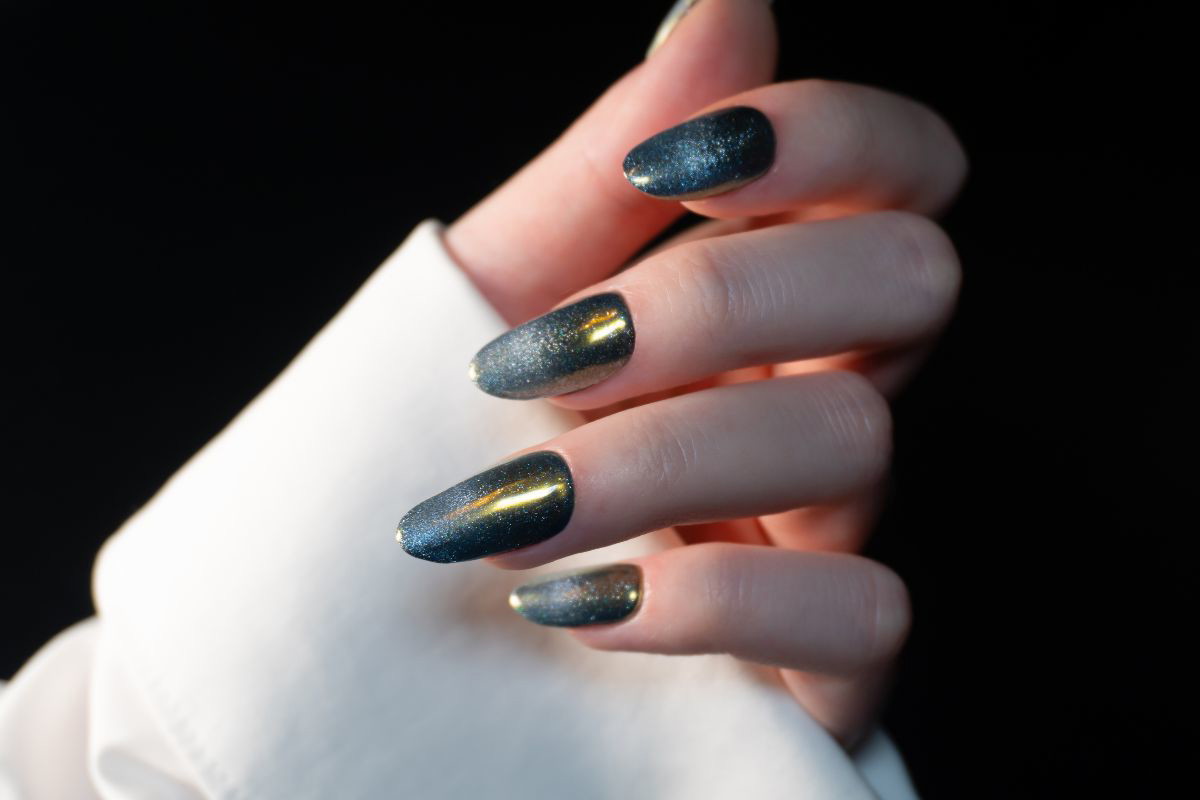 cat eye nails