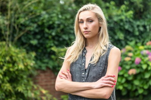 Przypadkiem podsłuchałam, o czym teściowa rozmawia z moim szwagrem 1200 x 800