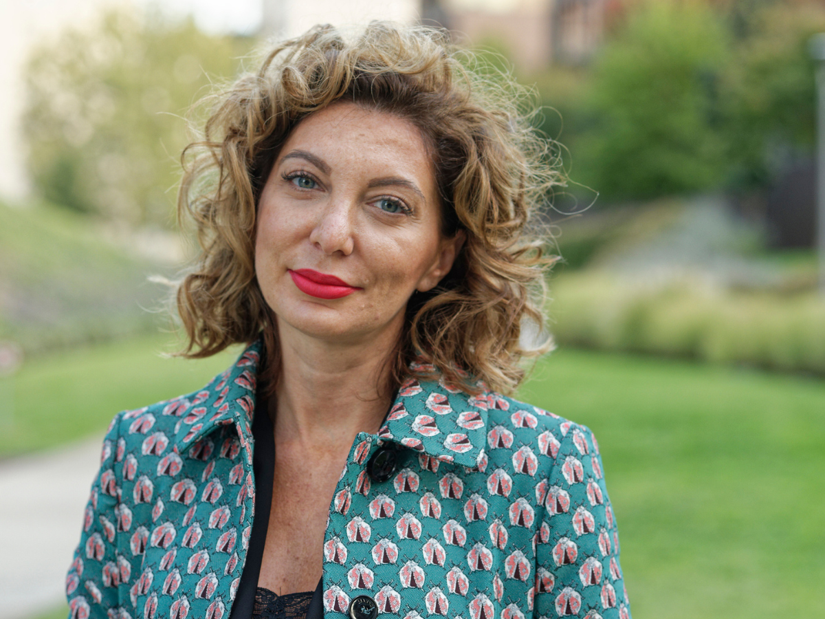 zmartwiona kobieta