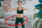 ćwiczenia z hula hop na brzuch