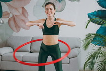 ćwiczenia z hula hop na brzuch