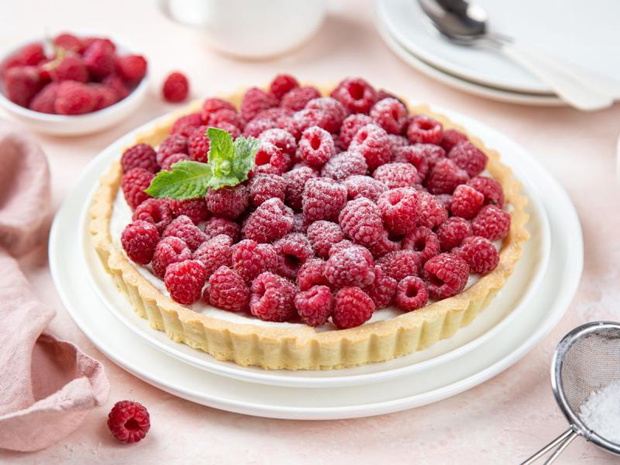 szybkie-ciasto-z-malinami-tarta-2485758-5b82d35
