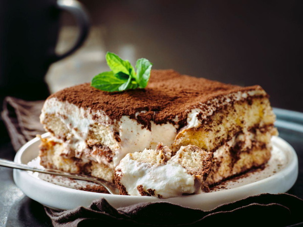 najsmaczniejsze-ciasta-bez-pieczenia-tiramisu-2484698-846b32e