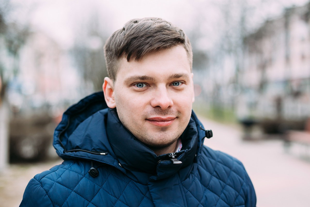młody mężczyzna