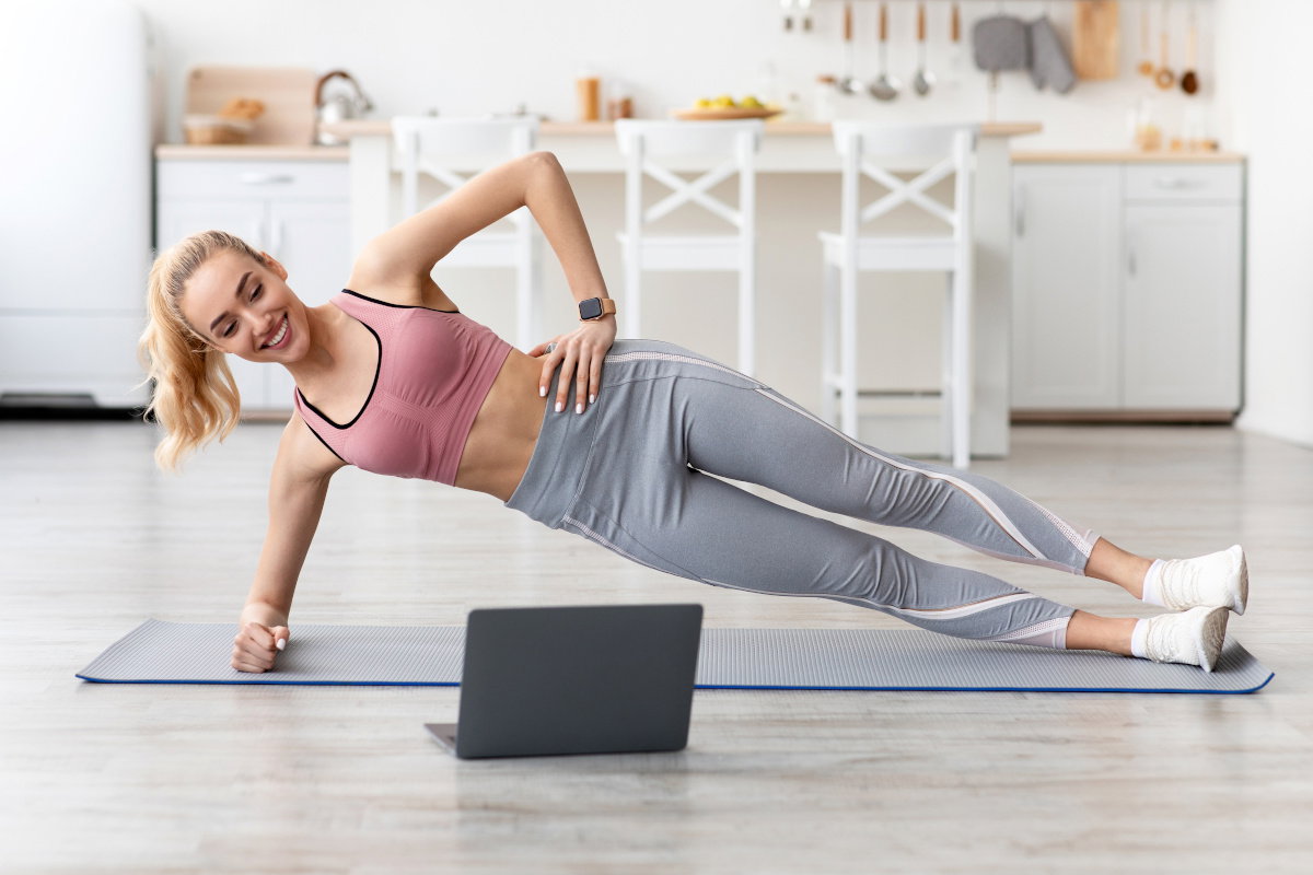 Domowy trening pilates na całe ciało w 15 minut