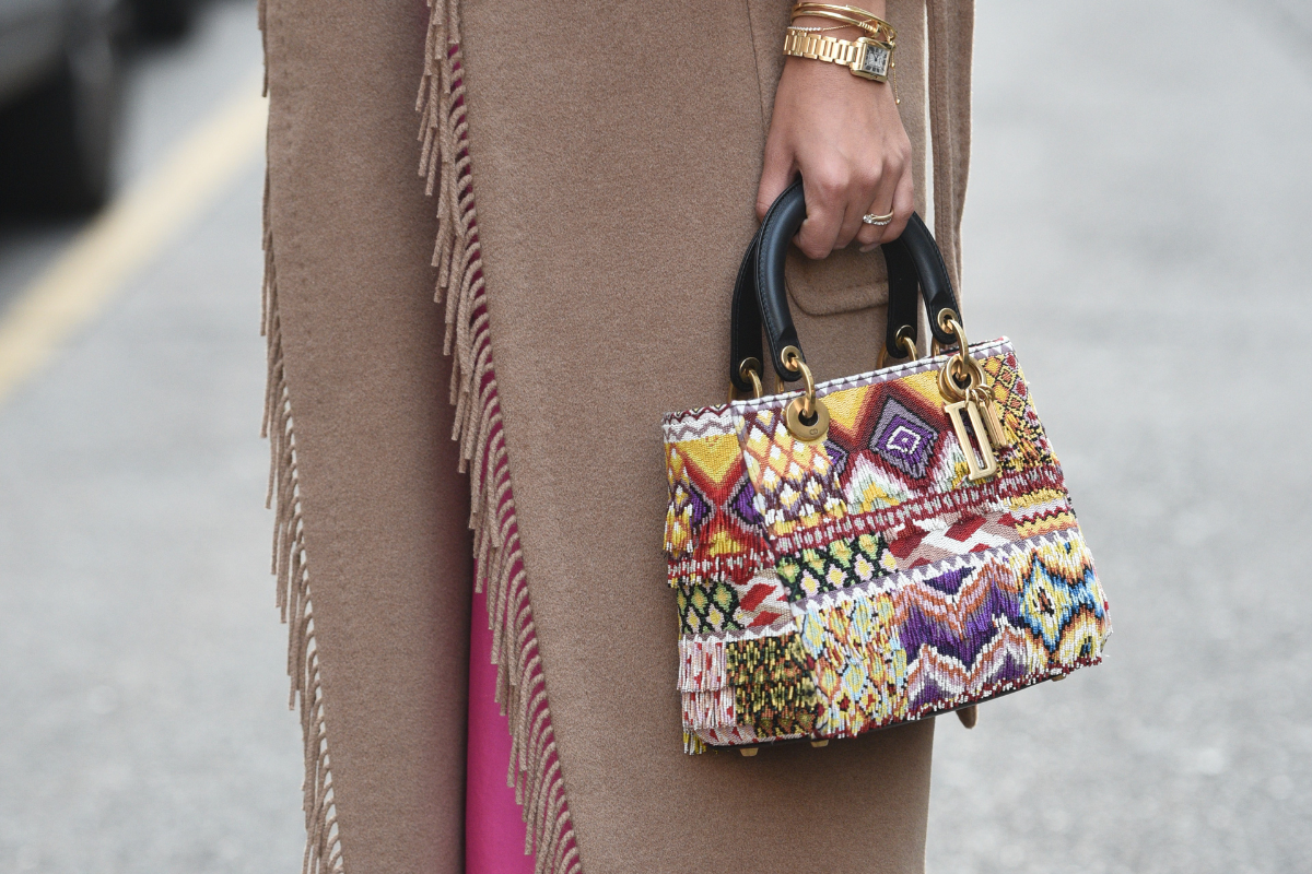 Pleciona torebka crossbody Wittchen za 159,90 zł to dopamine bag