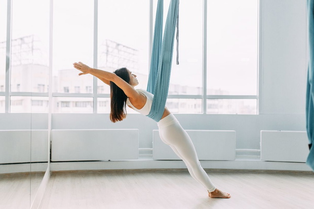 aerial pilates na hamaku