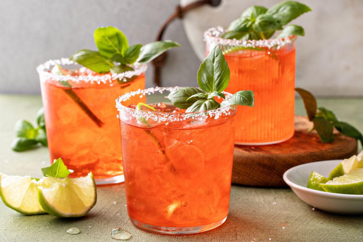 przepis na mocktail z wiśniami i bazylią