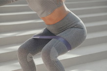 pulse squat przysiady