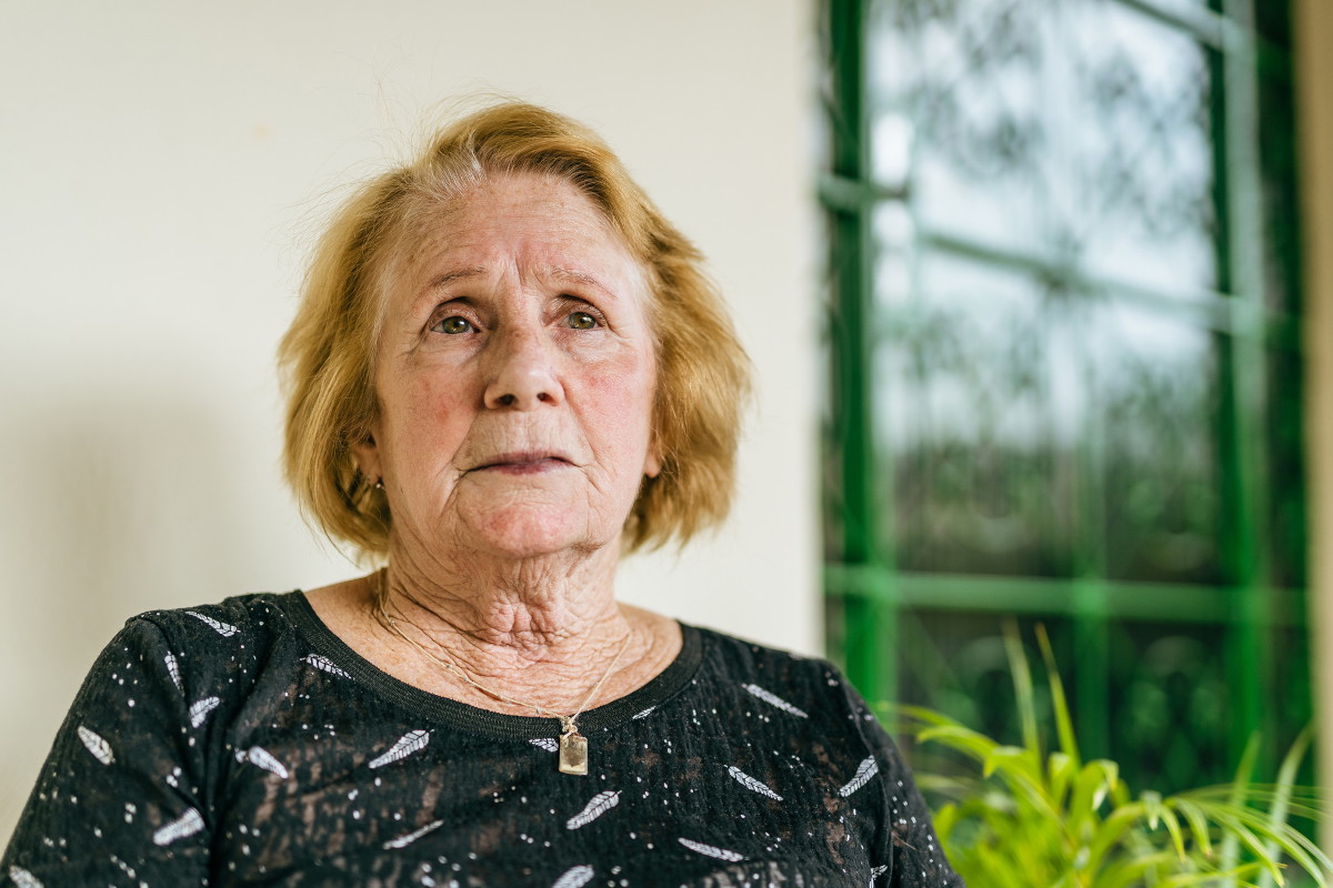 starsza kobieta