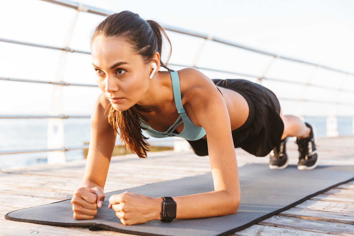 Swing plank