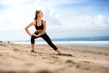 Plié squat – rób ten przysiad na jędrne pośladki